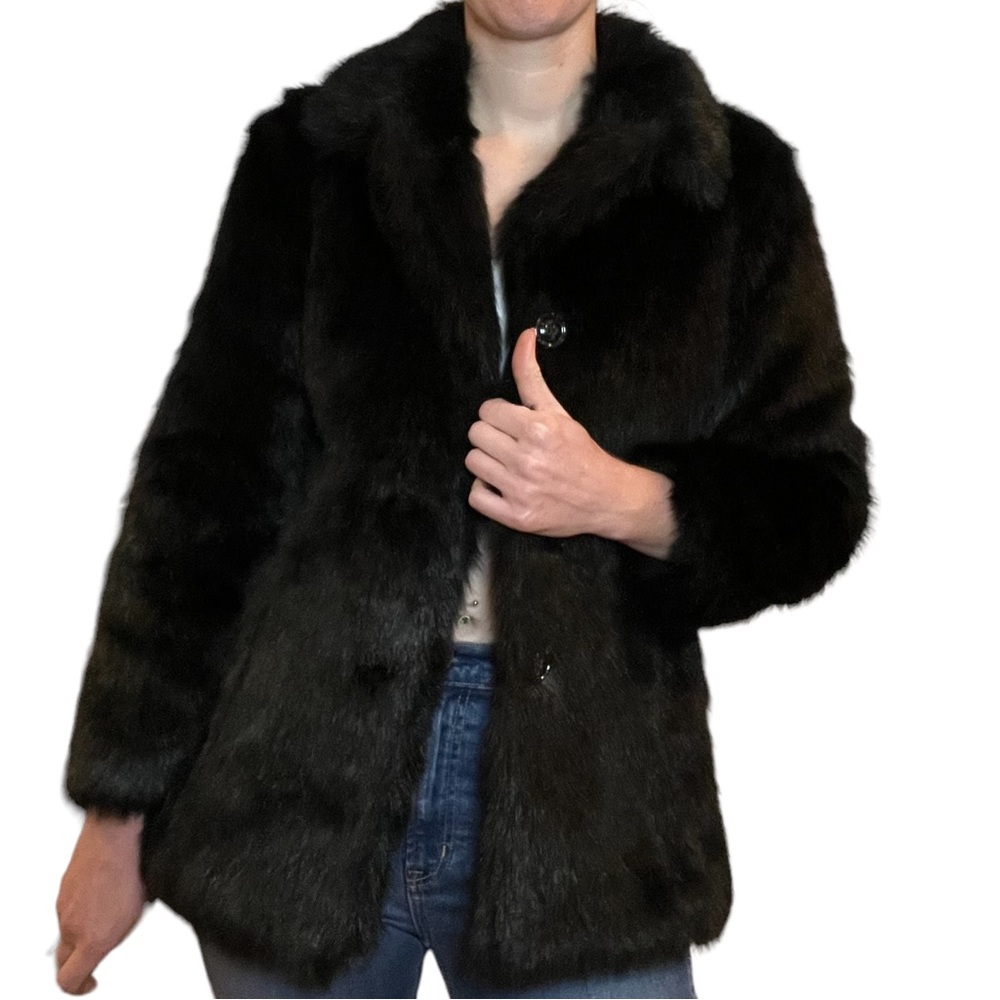 VINTAGE | Y2K black faux fur coat